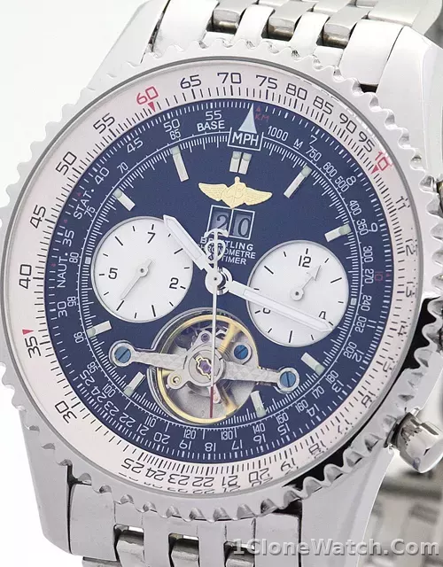 Breitling Navitimer World A24322 - detail