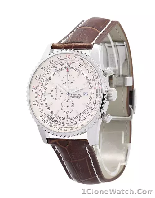Breitling Navitimer World A24322 - detail