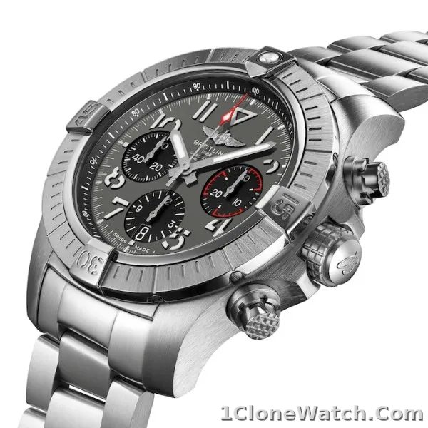 Breitling Avenger Men Automatic Grey Stainless Steel Watch AB01821A1B1A1 - detail