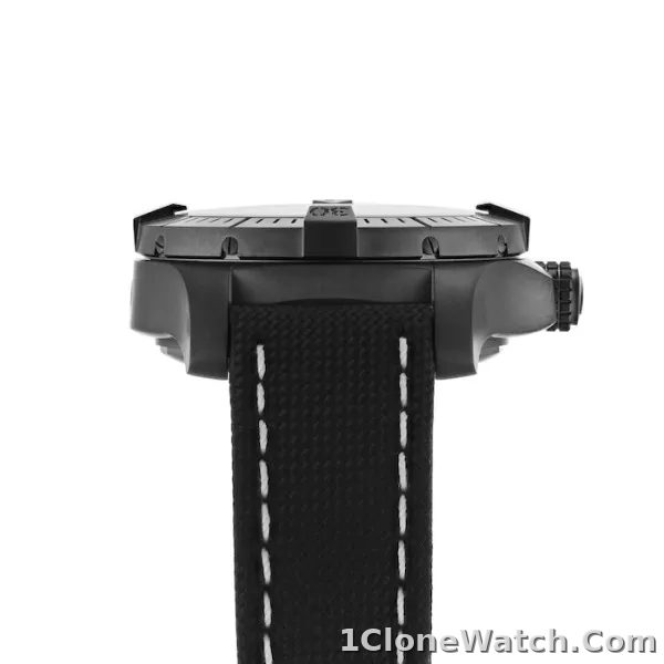 Breitling Avenger Men Automatic Black Leather Watch V17319101B1X2 - detail