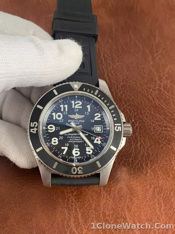 Breitling Superocean II Volcano 44 A17392D71B1S2