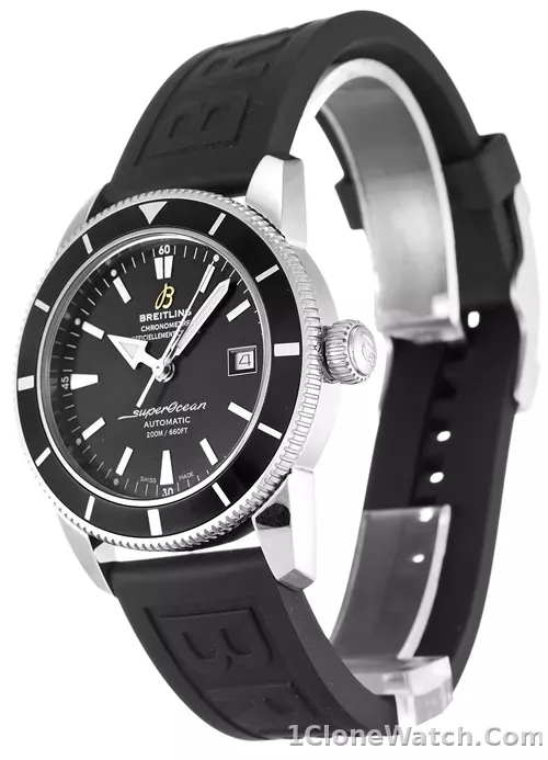 Breitling SuperOcean Heritage A17321 - detail