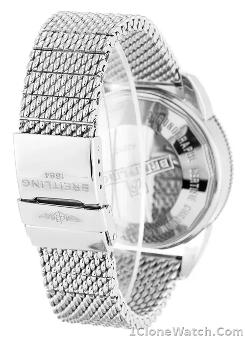 Breitling SuperOcean Heritage A23370 - detail