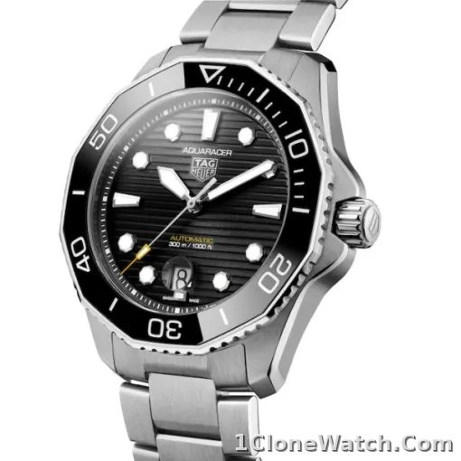 TAG Heuer Aquaracer Men Automatic Black Stainless Steel Watch WBP201A.BA0632 - detail