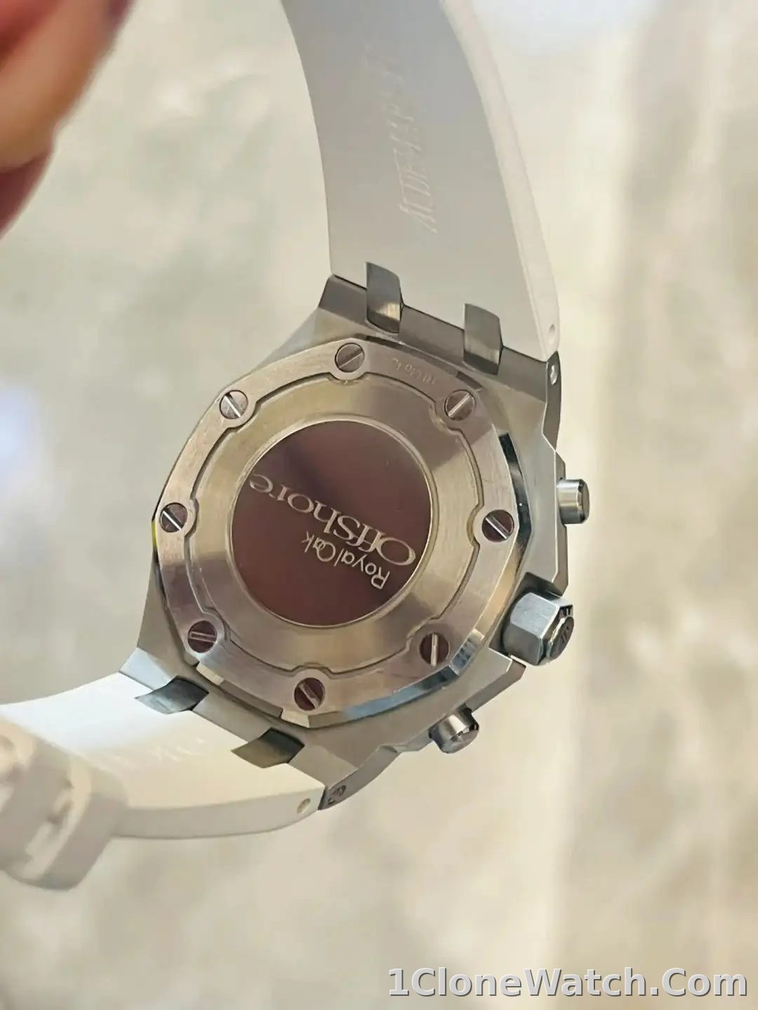 Audemars Piguet Royal Oak Offshore Selfwinding Chronograph Silver 26231ST.ZZ.D010CA.01 - detail