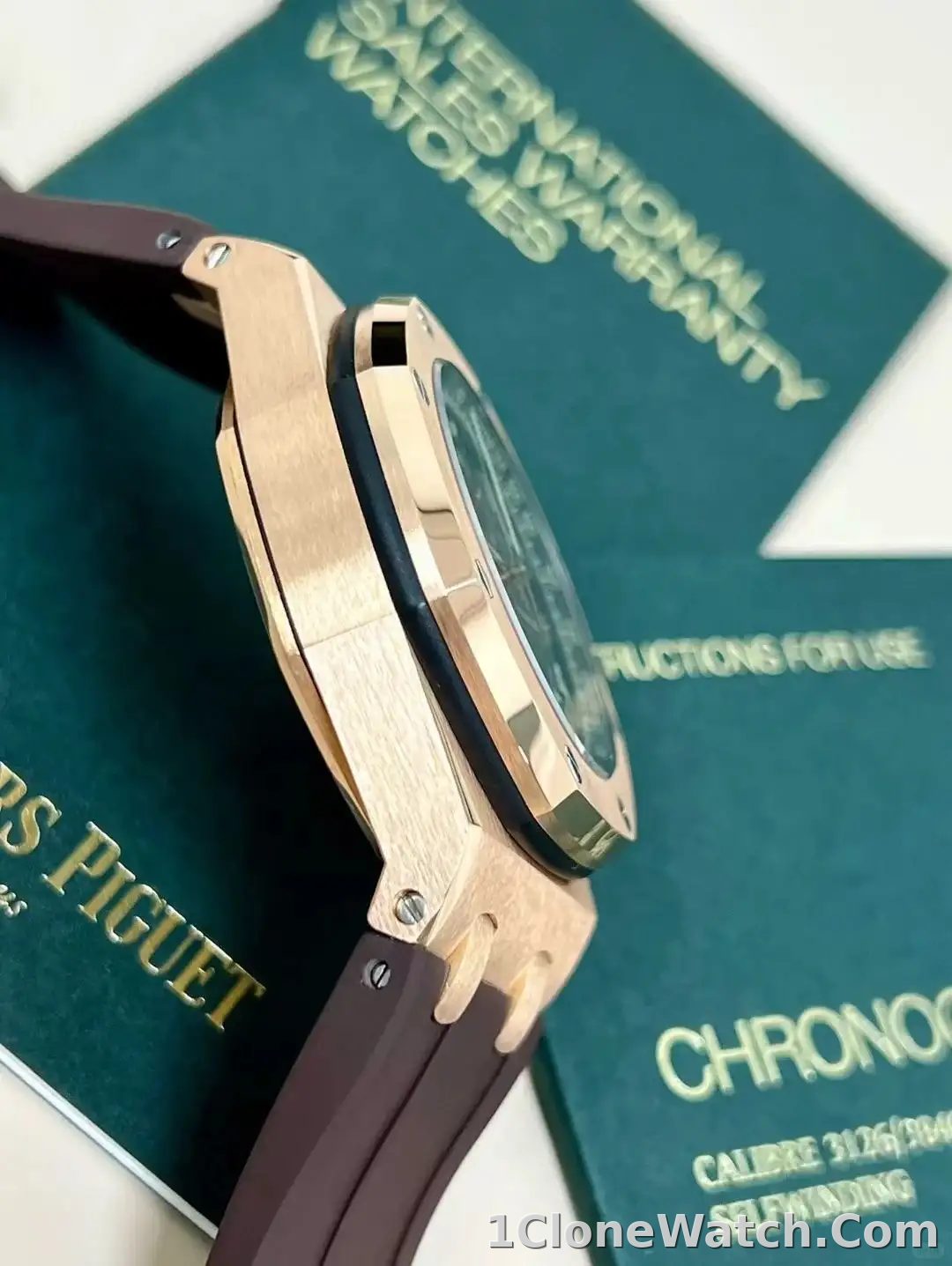 Audemars Piguet Royal Oak Offshore Selfwinding Chronograph Brown 26470OR.OO.A099CR.01 - detail