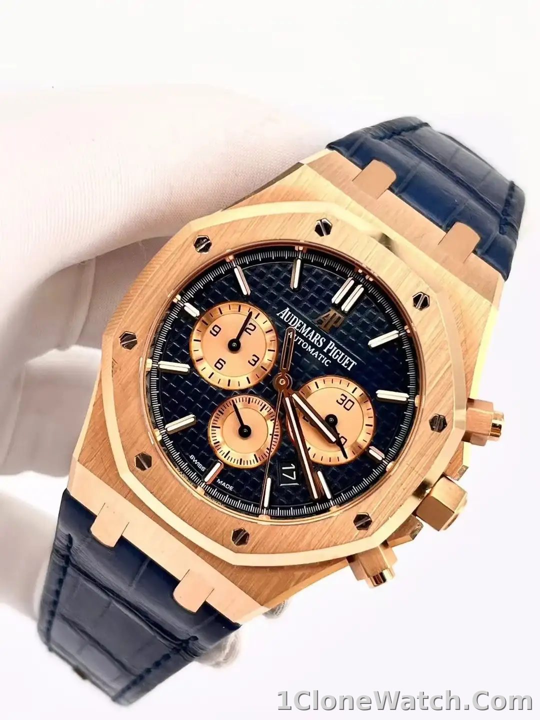 Audemars Piguet Royal Oak Selfwinding Chronograph Blue 26331OR.OO.D315CR.01 - detail