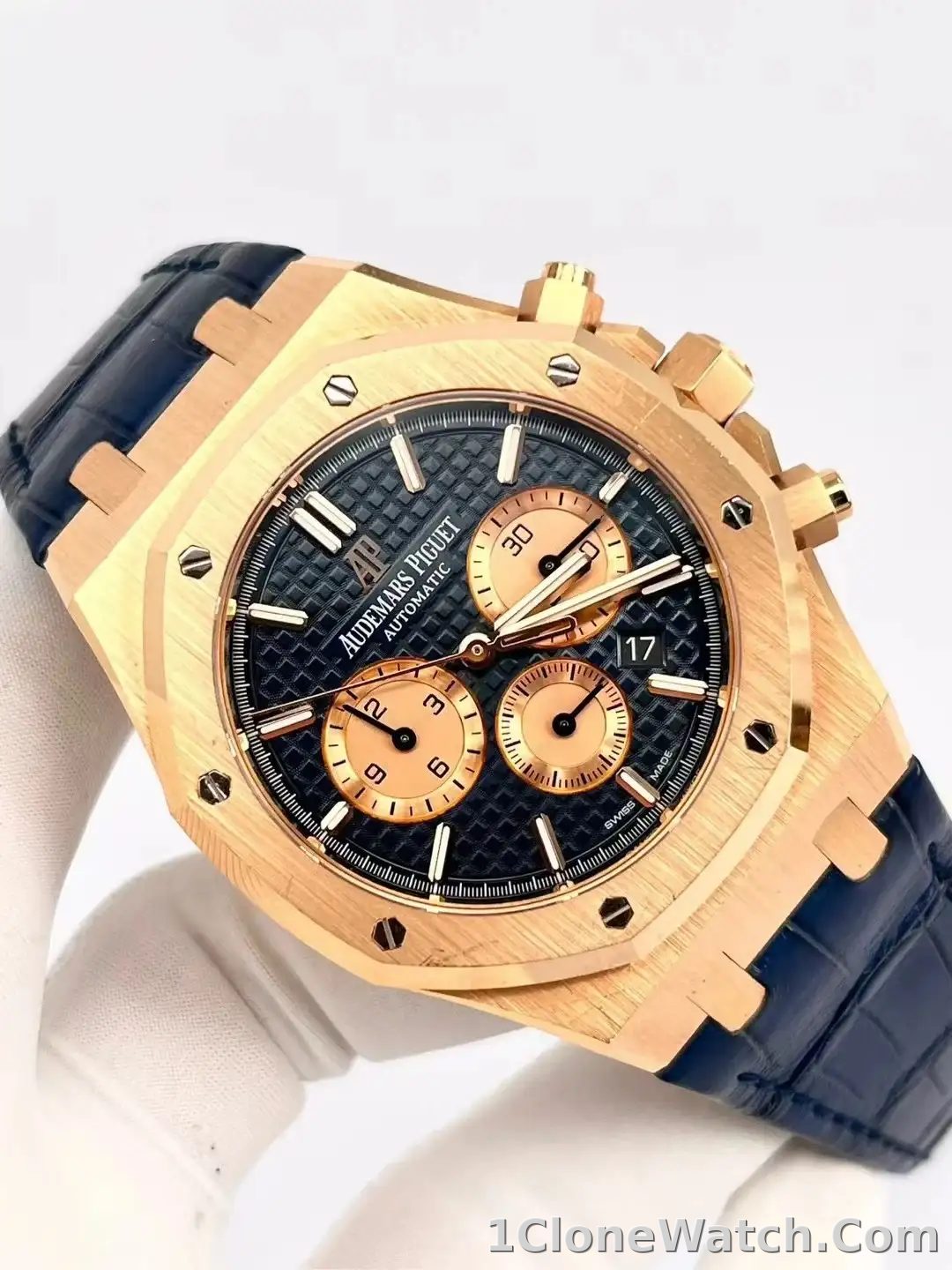 Audemars Piguet Royal Oak Selfwinding Chronograph Blue 26331OR.OO.D315CR.01 - detail