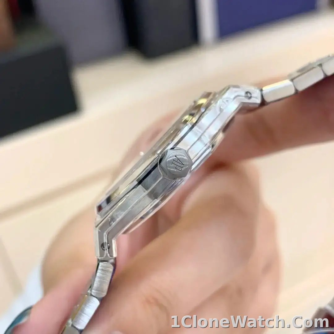 Audemars Piguet Royal Oak Quartz Silver 67651ST.ZZ.1261ST.01 - detail
