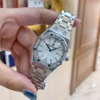 Audemars Piguet Royal Oak Quartz Silver 67651ST.ZZ.1261ST.01 - view 5