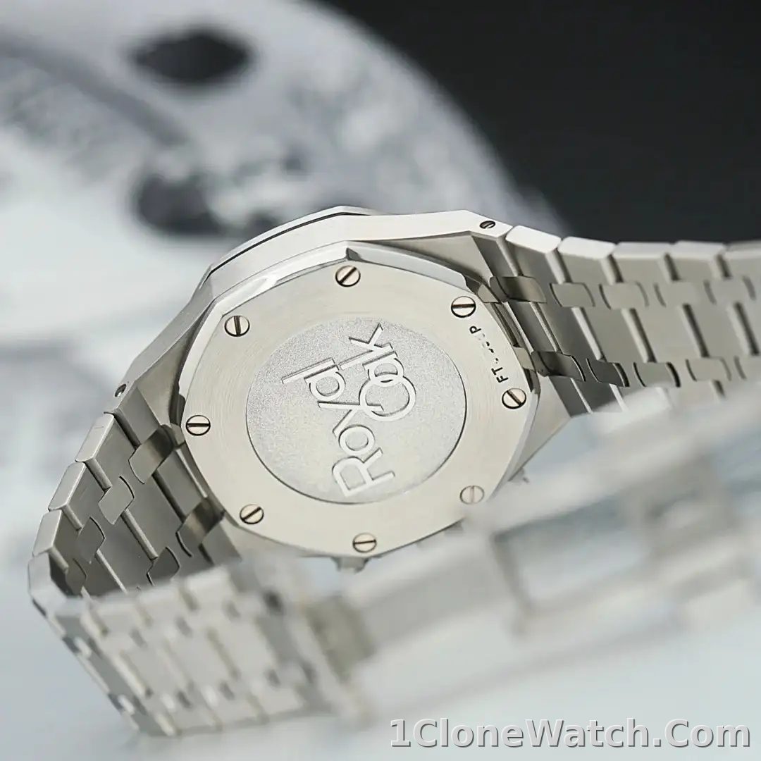 Audemars Piguet Royal Oak Offshore Selfwinding Chronograph Silver 26315ST.OO.1256ST.01 - detail