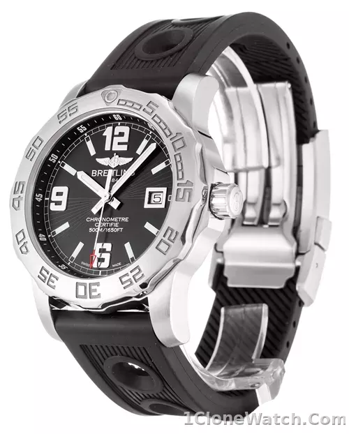 Breitling Colt A74387 - detail