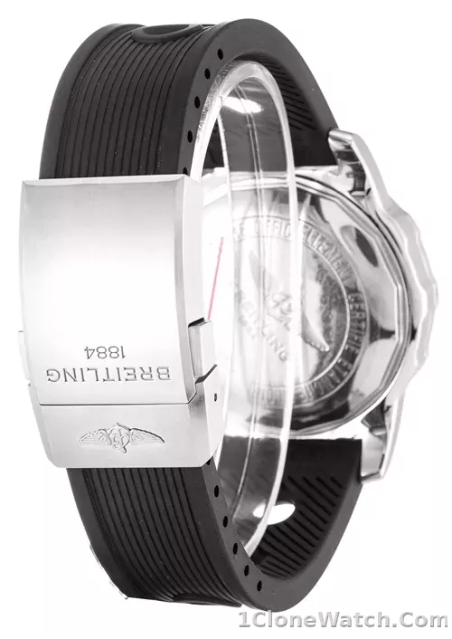 Breitling Colt A74387 - detail