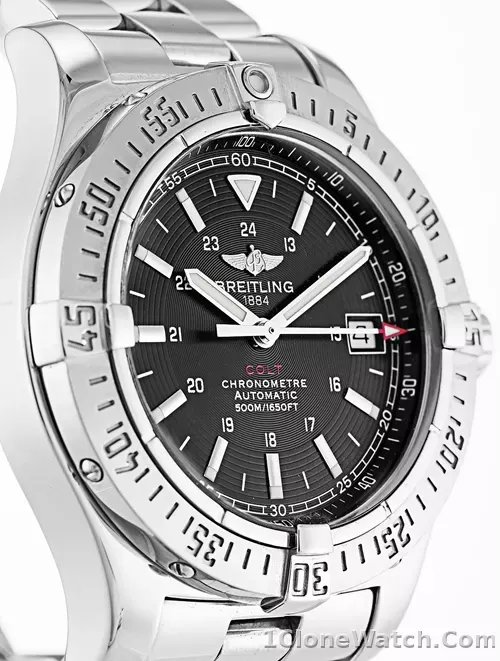 Breitling Colt Auto A17380 - detail