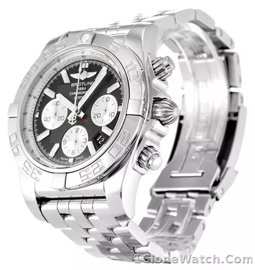 Breitling Chronomat 44 AB0110 - detail