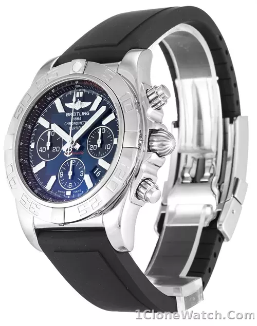 Breitling Chronomat 44 AB0110 - detail