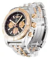 Breitling Chronomat 44 CB0110 - view 3