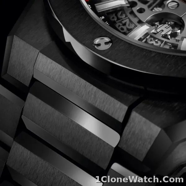 Hublot Big Bang Men Automatic Black Ceramic Watch 451.CX.1170.CX - detail