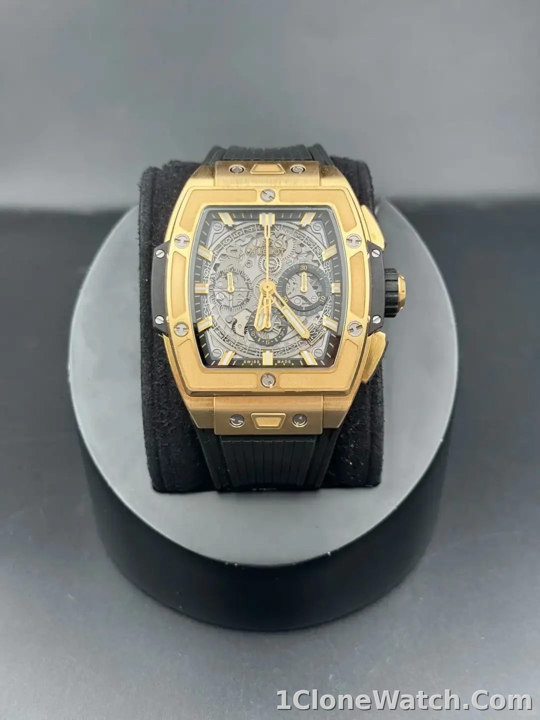 Hublot Spirit Of Big Bang Men Automatic Rubber Watch 642.VX.0130.RX - detail