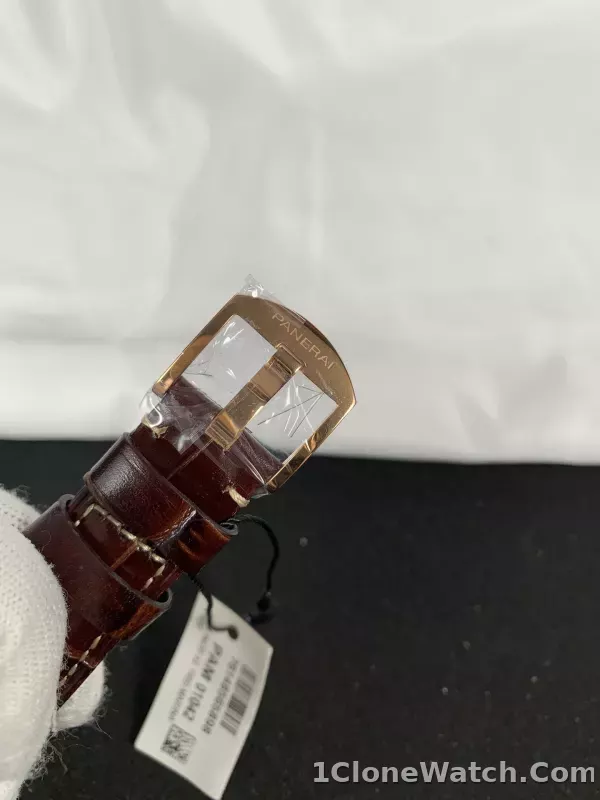 Panerai Luminor Due Pam1042 - detail