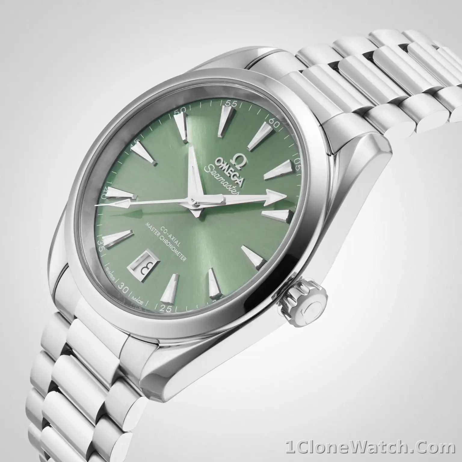 Omega Aquaterra Unisex Automatic Green Stainless Steel Watch O22010382010002 - detail