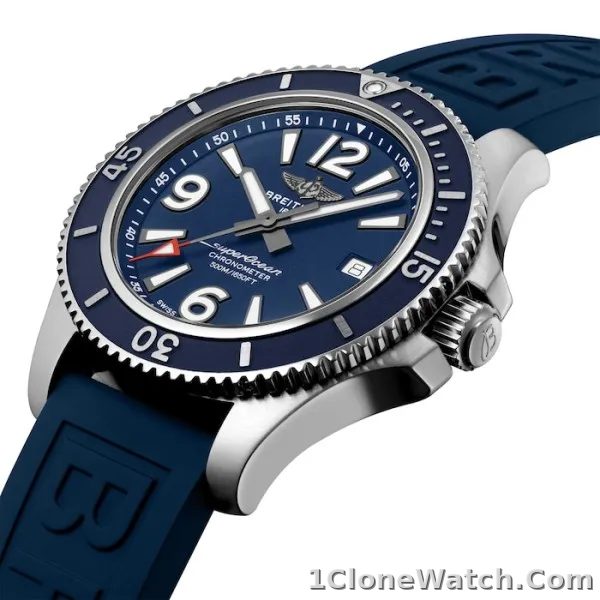 Breitling Superocean Men Automatic Blue Rubber Watch A17366D81C1S2 - detail