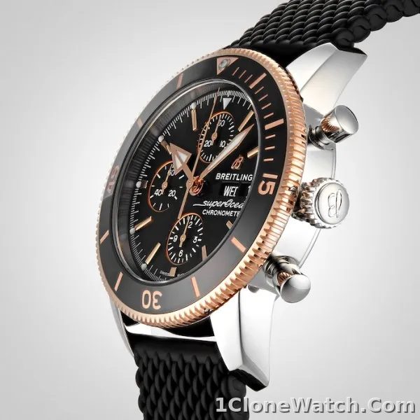 Breitling Superocean Heritage Men Automatic Black Rubber Watch U13313121B1S1 - detail