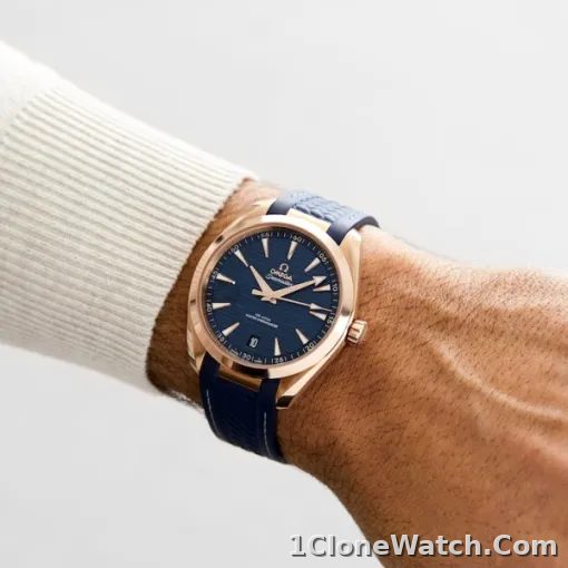 Omega Seamaster Aqua Terra Men Automatic Blue 18ct Rose Gold Watch O22052412103001 - detail