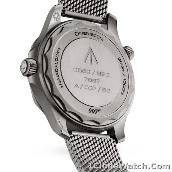 Omega Seamaster Men Automatic Black Titanium 007 Watch O21090422001001 - detail