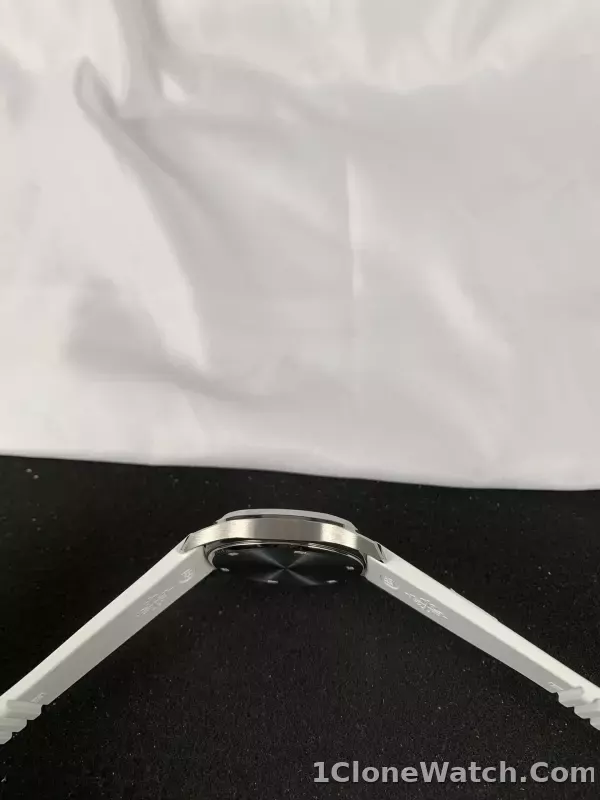 Patek Philippe Aquanaut 5267/200A - detail