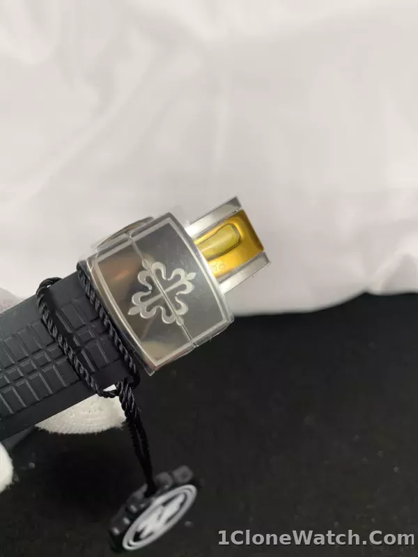 Patek Philippe Aquanaut 5167A-001 - detail