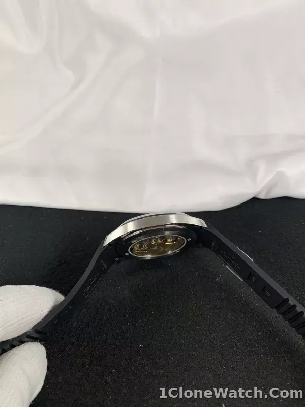 Patek Philippe Aquanaut 5167A-001 - detail
