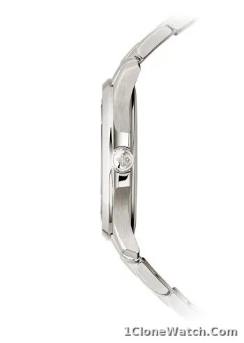 Patek Philippe Aquanaut Date Steel Bracelet Watch 5167/1A-001 - detail