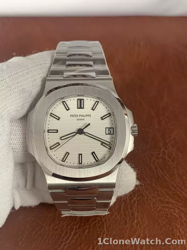 Patek Philippe Nautilus 5711/1A-011