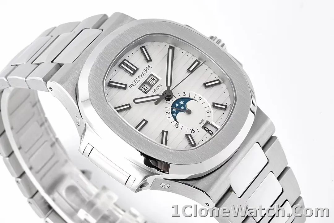 Patek Philippe Nautilus Silver Annual Calendar - detail