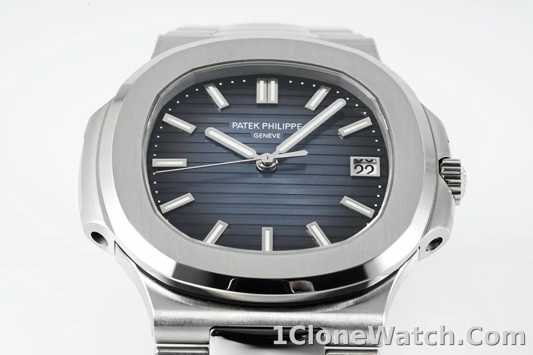 Patek Philippe 5811G Blue Nautilus Watch - detail