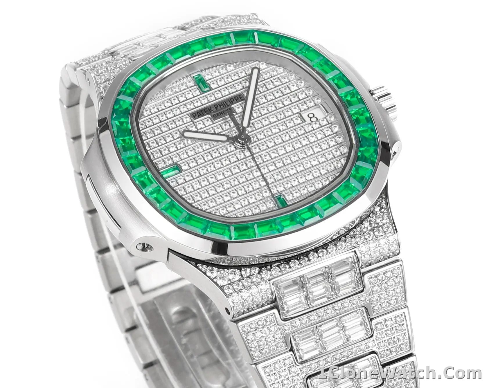 Patek Philippe Nautilus Platinum Green Watch - detail