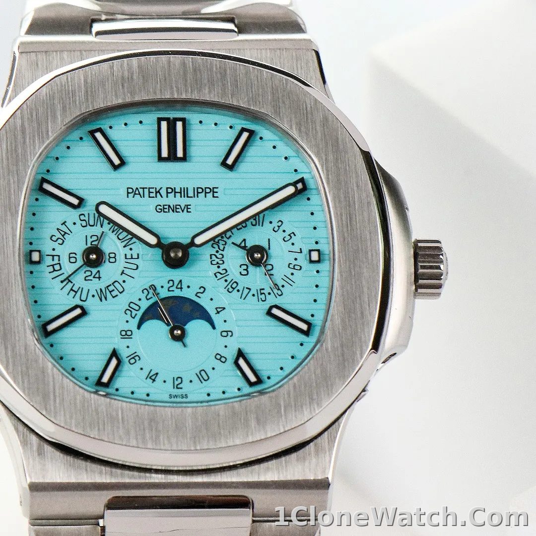 Patek Philippe Blue Nautilus Watch 5740/1G - detail