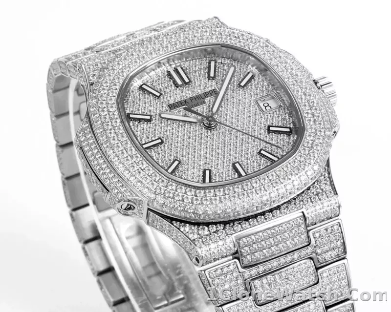 Patek Philippe Nautilus Full Star Platinum Watch - detail