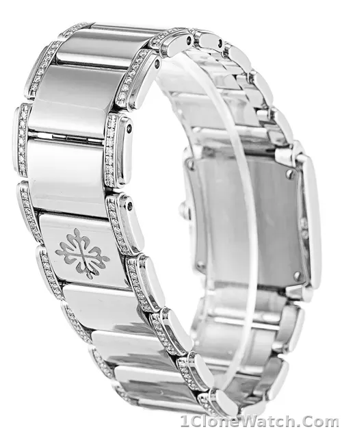 Patek Philippe Twenty-4 4908/310G - detail