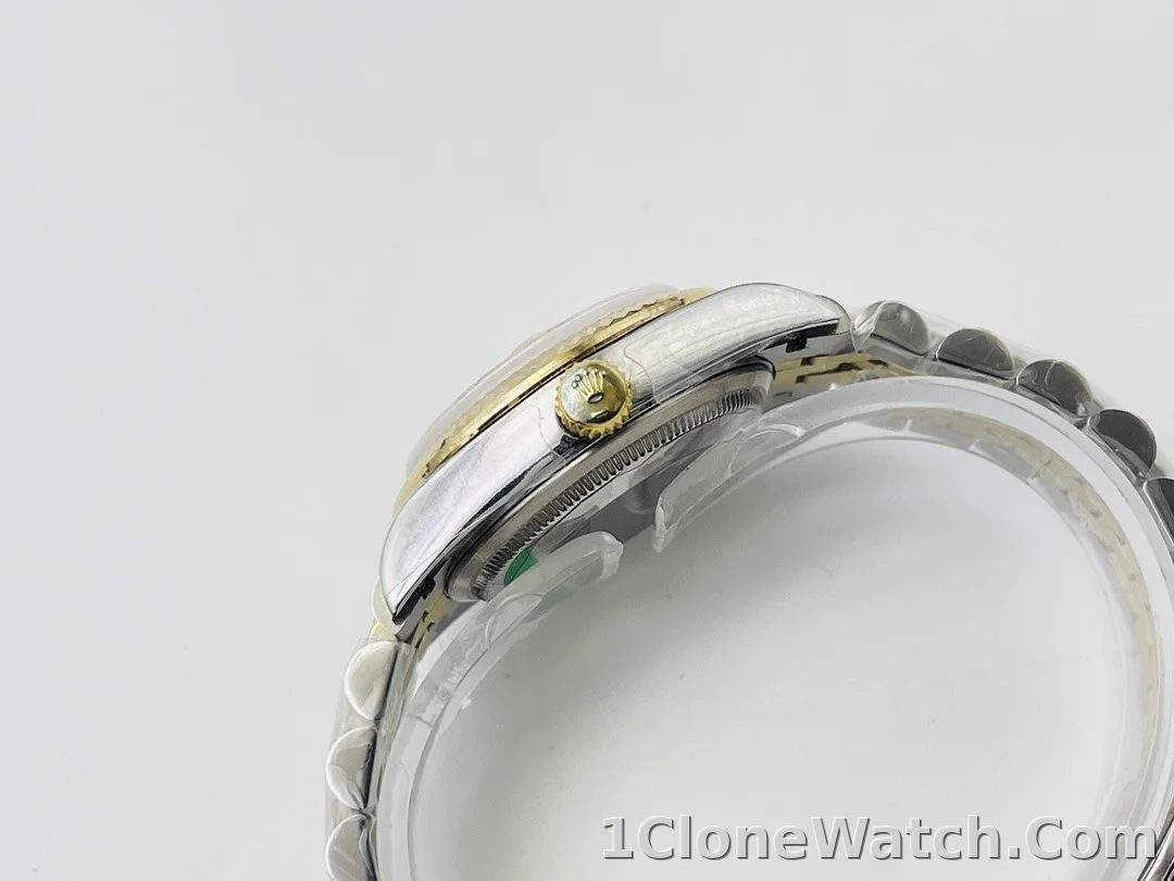 Rolex Datejust 36mm Gold Palm Motif Dial 126233 - detail