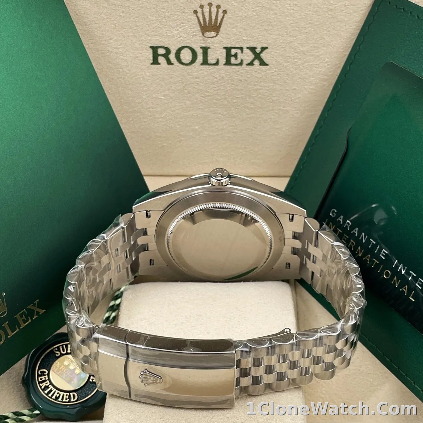 Rolex Datejust 41mm White Dial 126334 Jubilee Flutted - detail