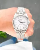 Rolex Datejust 41mm White Dial 126334 Jubilee Flutted - view 5