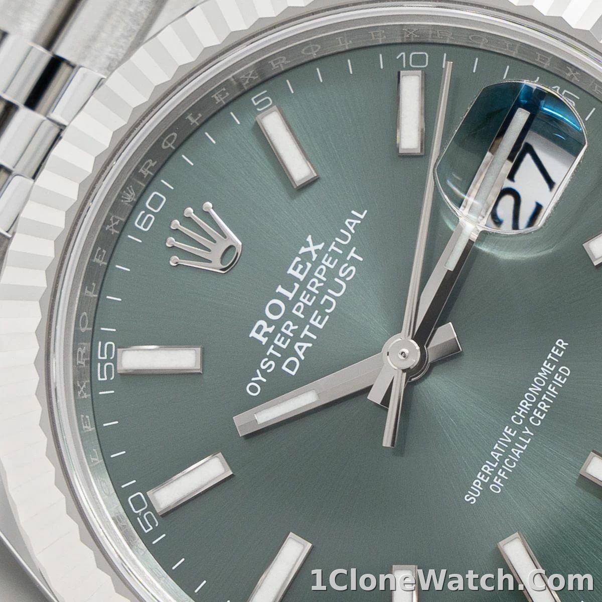 Rolex Datejust 41mm Green Dial 126334 Jubilee - detail