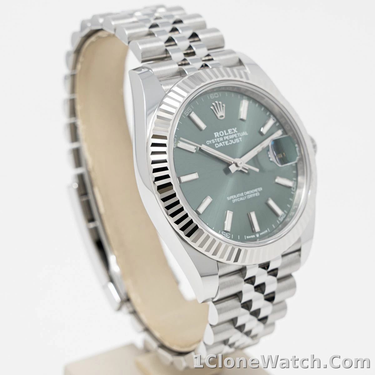 Rolex Datejust 41mm Green Dial 126334 Jubilee - detail