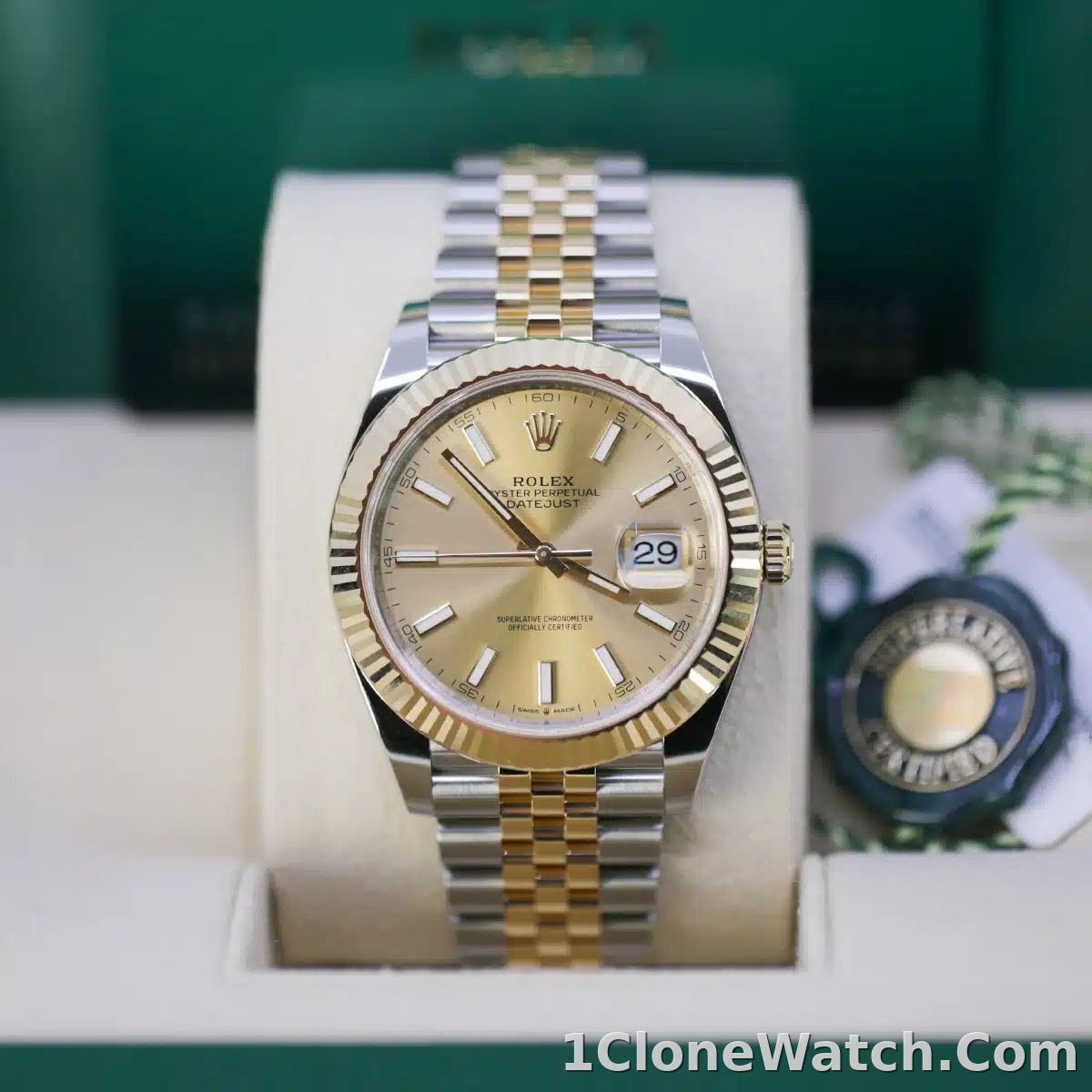 Rolex Datejust II 41mm Champagne Dial 126333 - detail