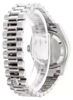 Rolex Datejust 26mm Mother of Pearl Dial 179179 - view 4