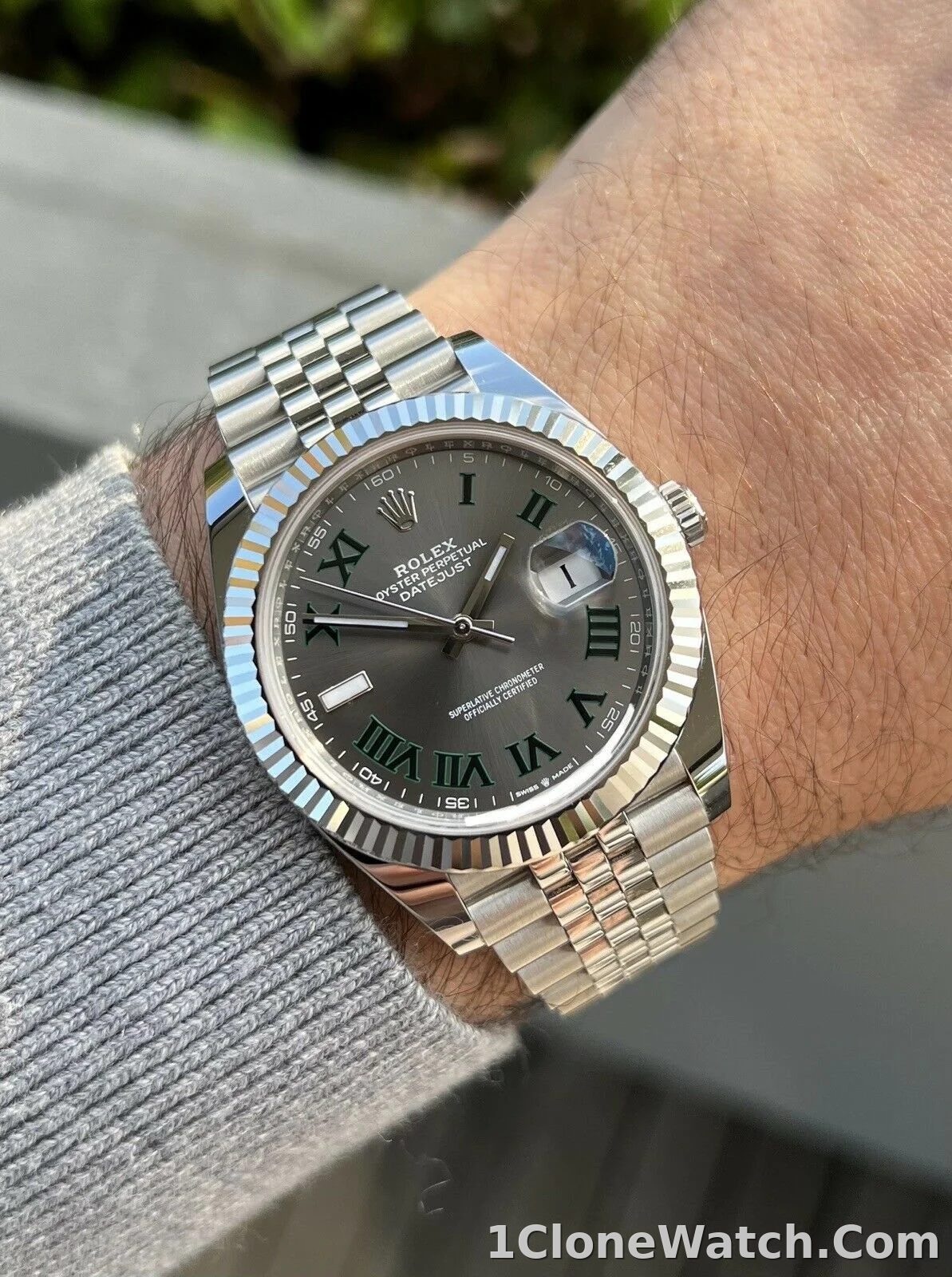 Superclone Rolex Datejust 41mm Rhodium Dial 126334  Wimbledon  Flutted / Jubilee - detail