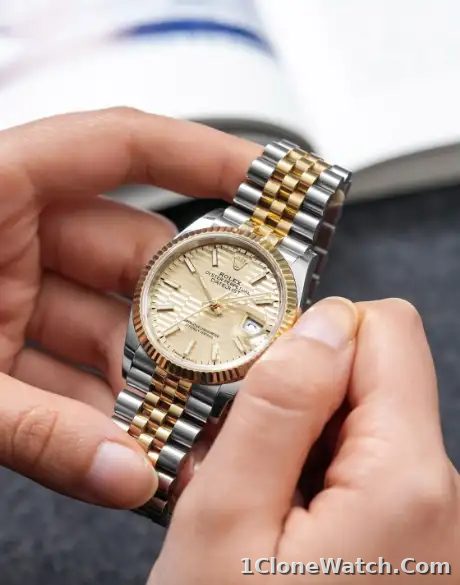 Rolex Datejust 126333 41mm Golden (Jubilee) - detail