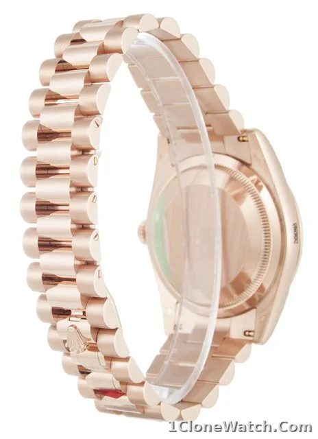Rolex Day-Date 36mm Rose Dial 118235 F - detail